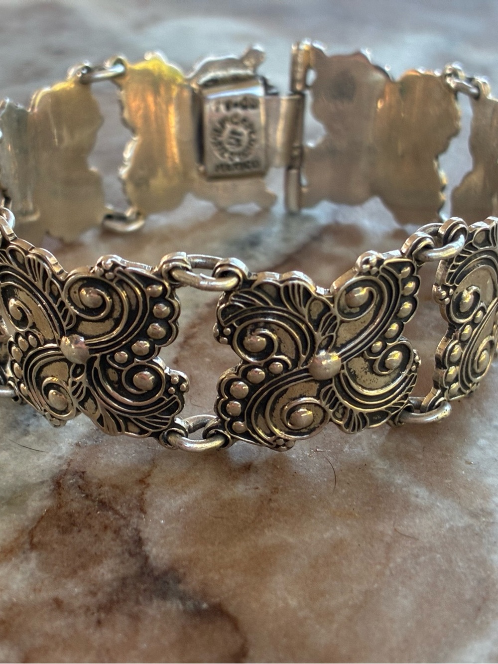 Vintage Taxco sterling silver link bracelet.